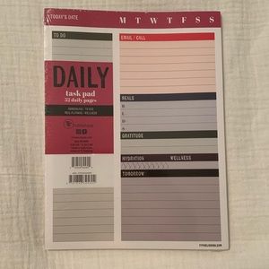 Daily Task Pad 52 pages no dates -  w/ packaging